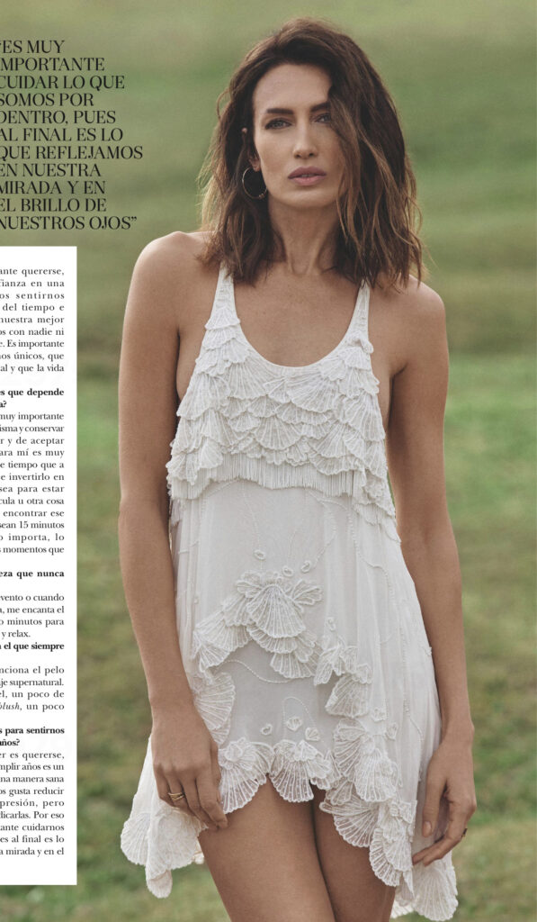 Nieves Álvarez en Hola, foto 1